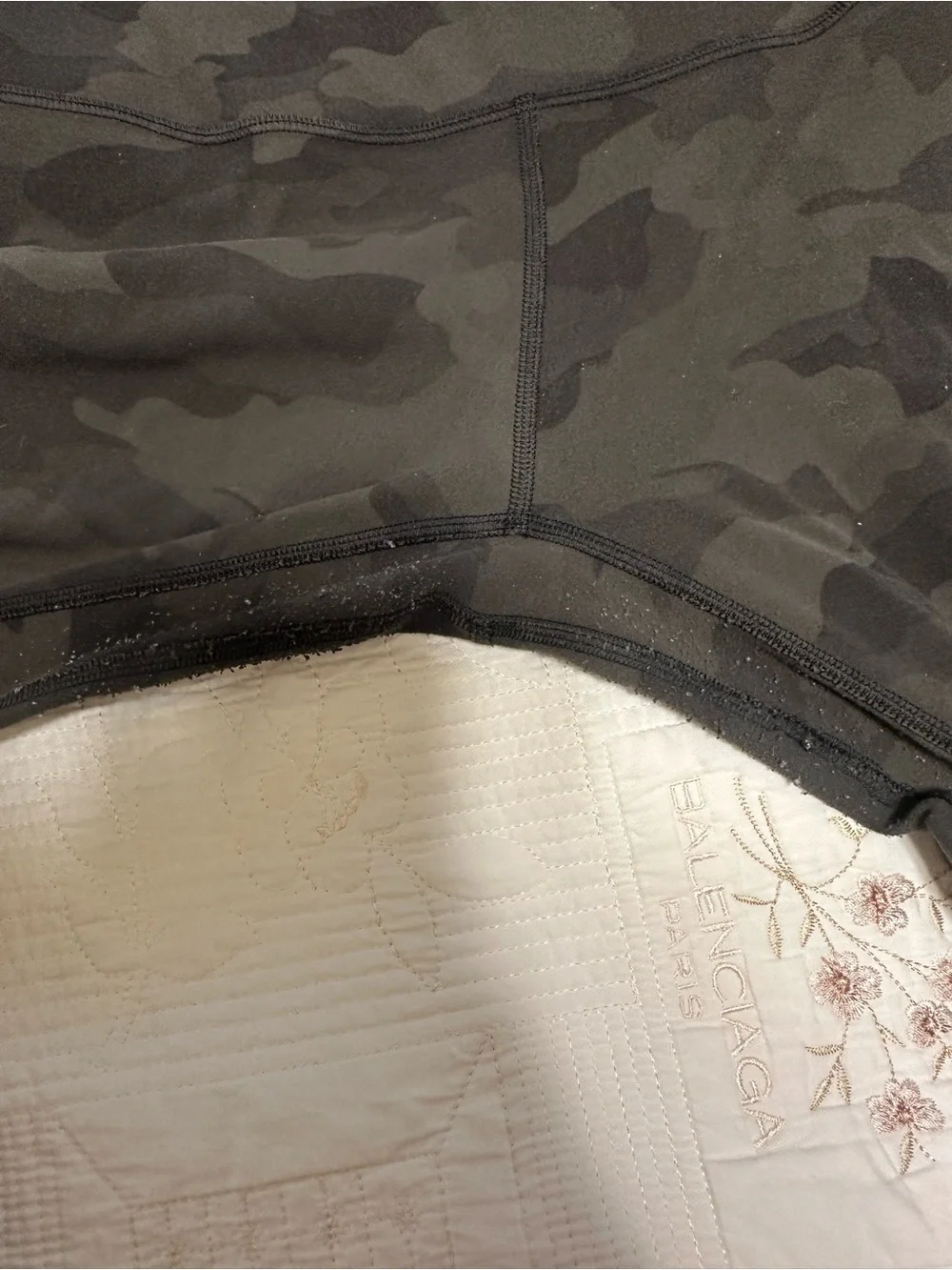 Lulu Camo aligns